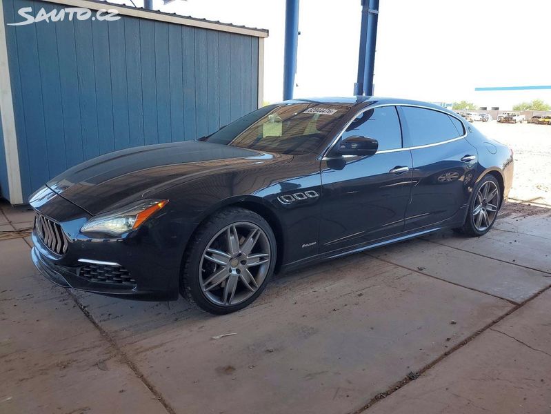 Maserati Quattroporte, Auto na cestě